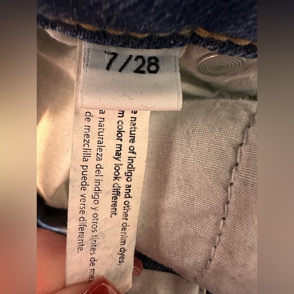 Risen medium wash raw edge Denim Jeans - Picture 6 of 7